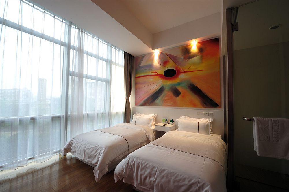 Spring Time Hotel Гуанчжоу Екстер'єр фото